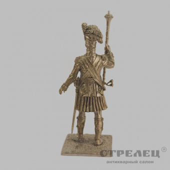 фото — оловянный солдатик «тамбурмажор 92-го гордона полка 1815 г.». гк